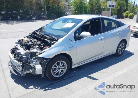 2018 Toyota Prius Prime Plus z USA, uszkodzony, nr VIN JTDKARFP8J3088794